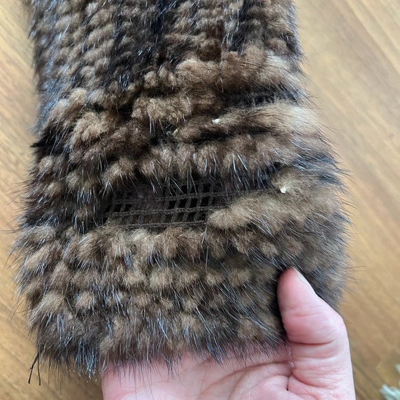 Mink Coat - Picture 5 of 12
